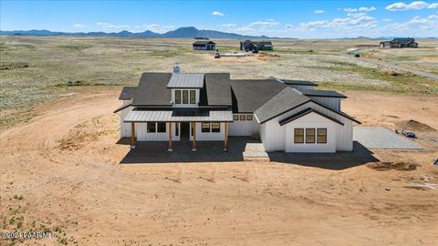 Single Family Residence in Prescott Valley AZ 6749 Asher Trail.jpg
