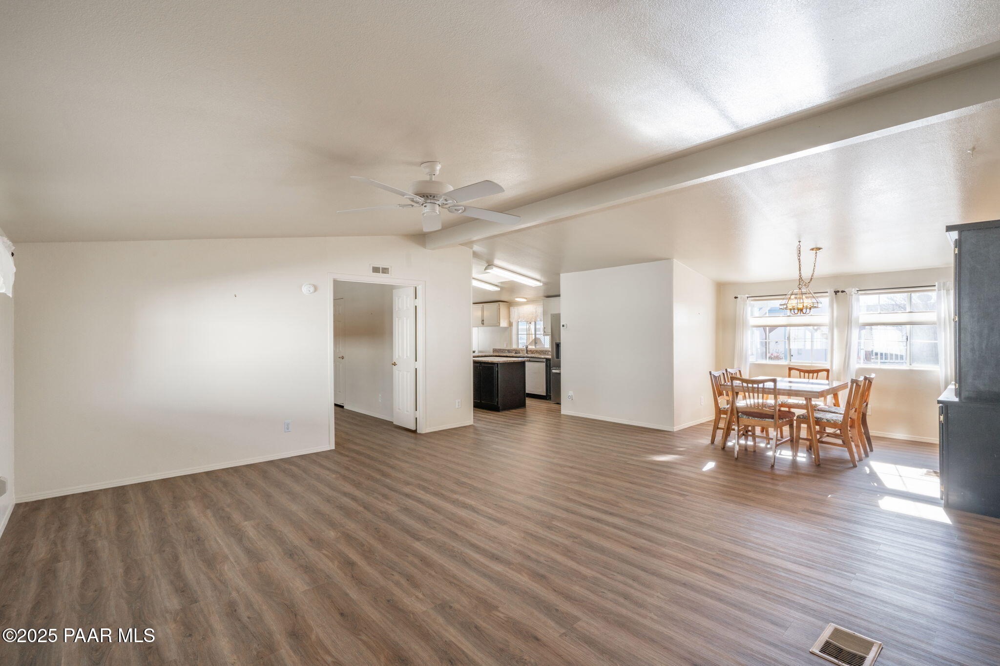 708 N Mesquite Tree Drive