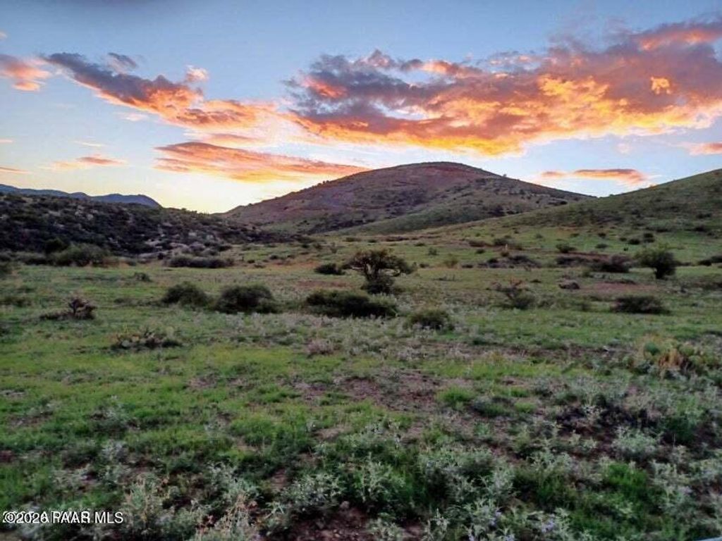 Photo of 10450 E Vaca Bonita Trl, Dewey-Humboldt, AZ 86329 (MLS # 1078798)