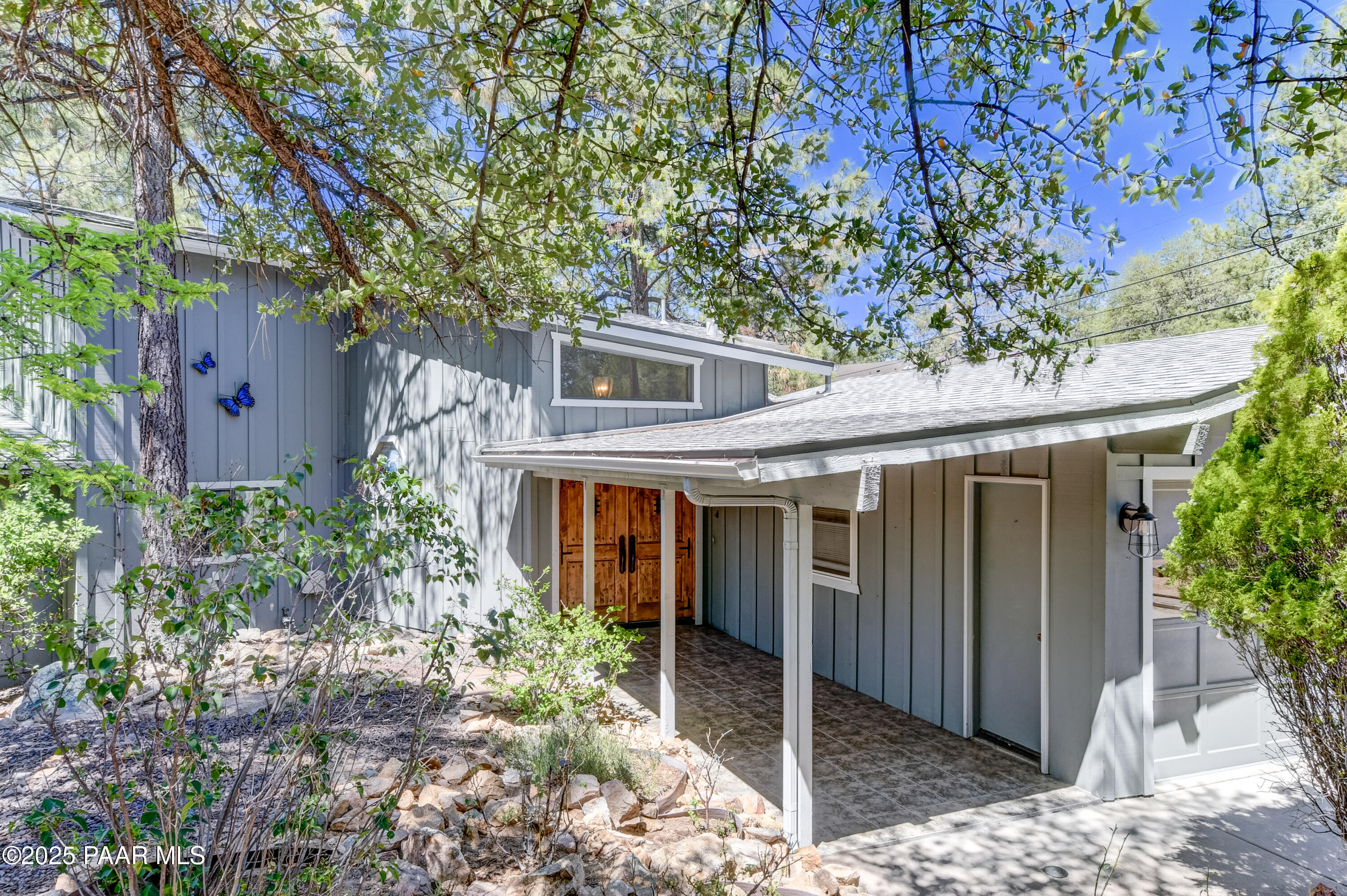 1106 E Timber Ridge Rd Road