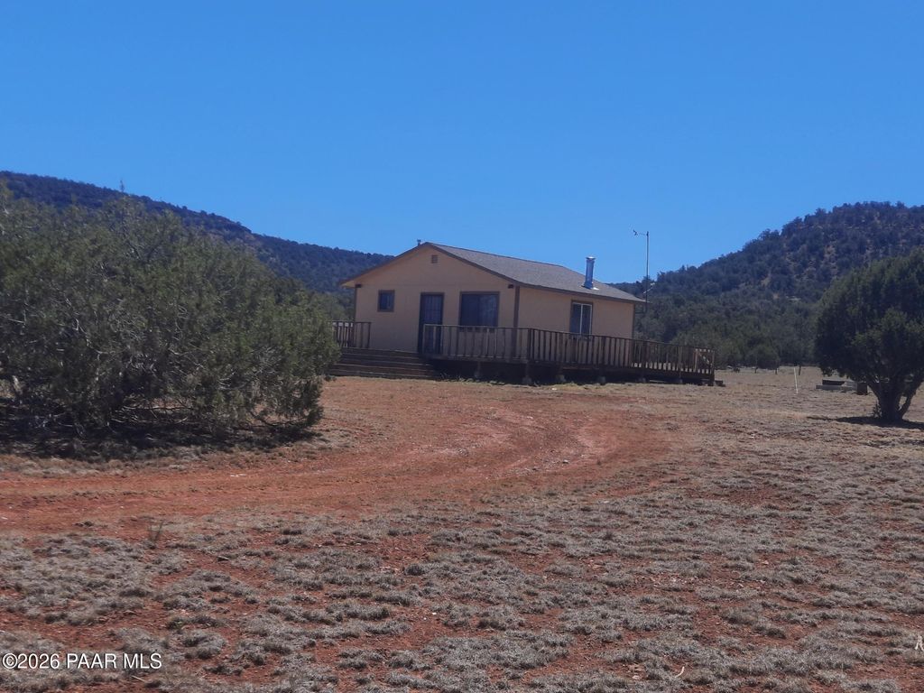 Photo of 36999 W Avenida Del Destino, Seligman, AZ 86337 (MLS # 1082388)