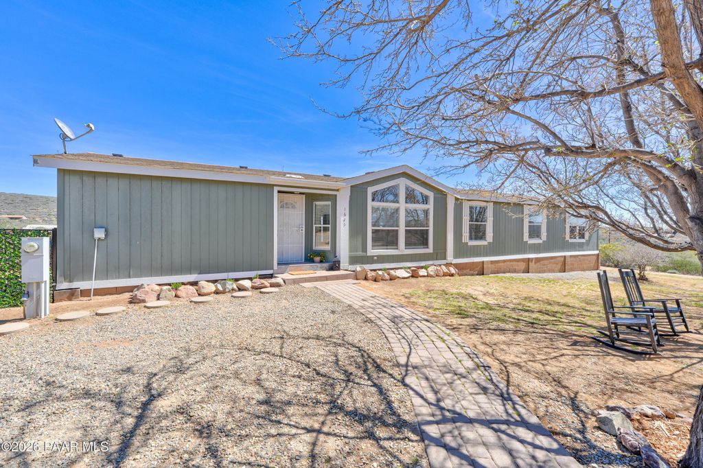 Photo of 1625 N Hidden Valley Way, Dewey-Humboldt, AZ 86327 (MLS # 1080498)