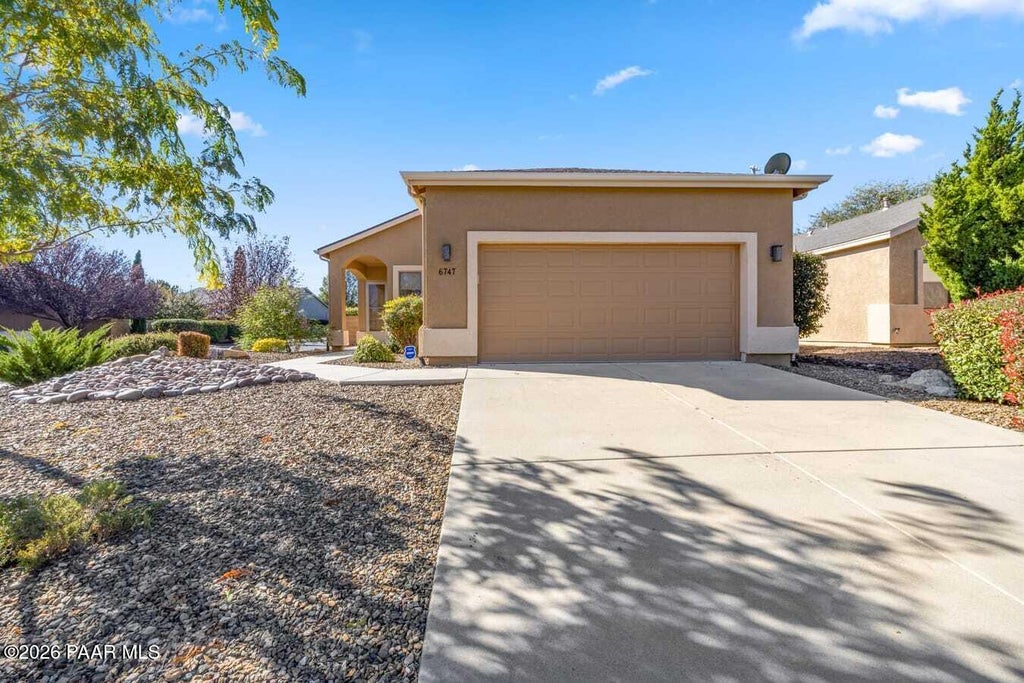 Photo of 6747 E Kilkenny Place, Prescott Valley, AZ 86314 (MLS # 1086042)