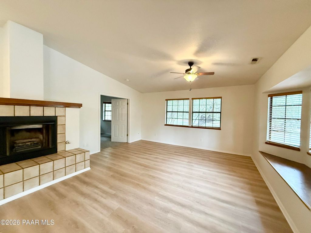 Photo of 1595 Sierry Peaks Drive, Prescott, AZ 86305 (MLS # 1083733)