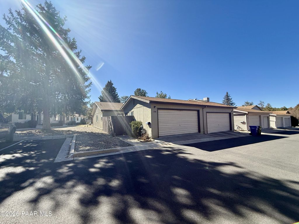 Photo of 350 Rim Rock Circle #2, Prescott, AZ 86303 (MLS # 1081711)