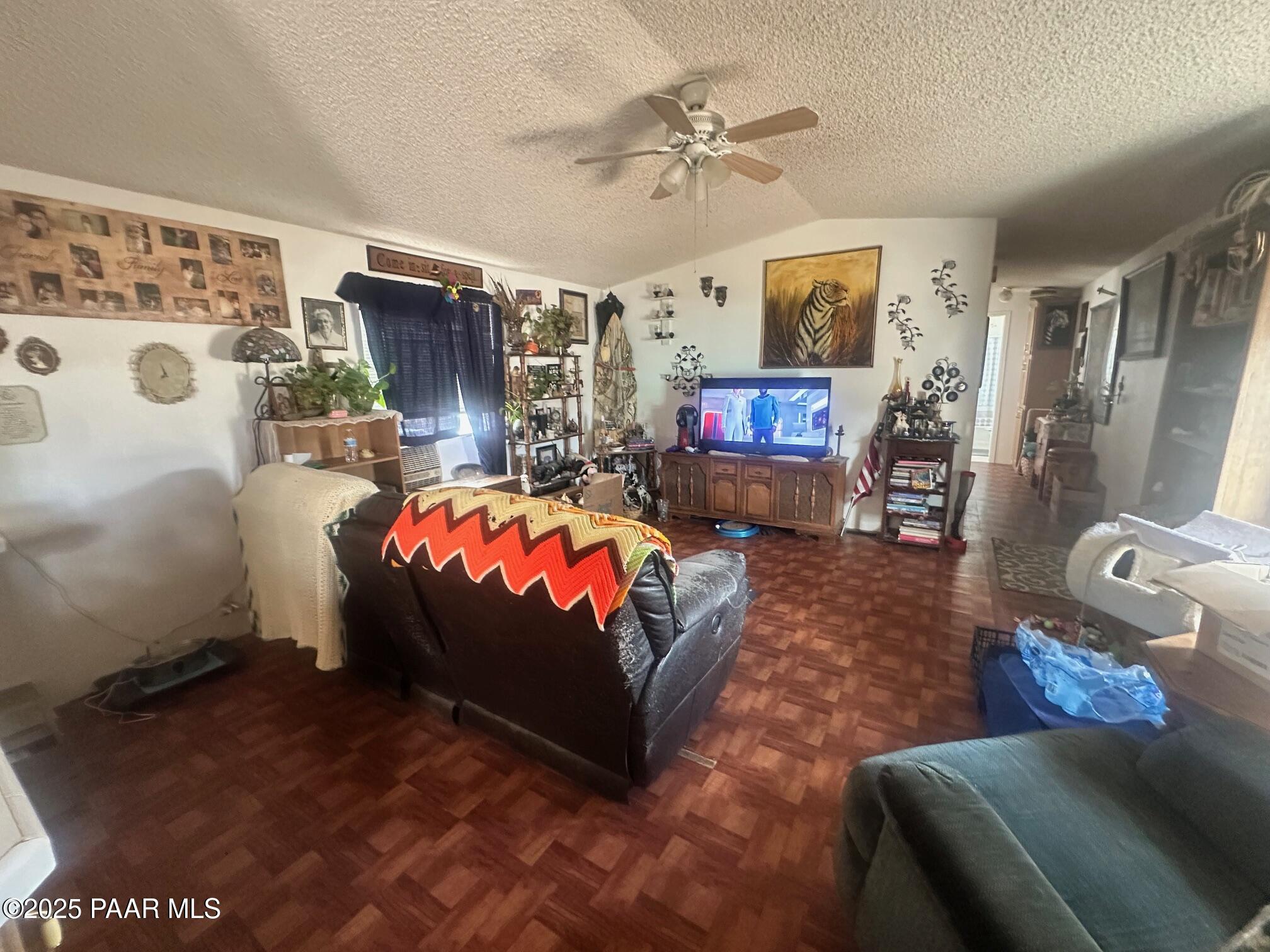 54175 N Whitegate Road