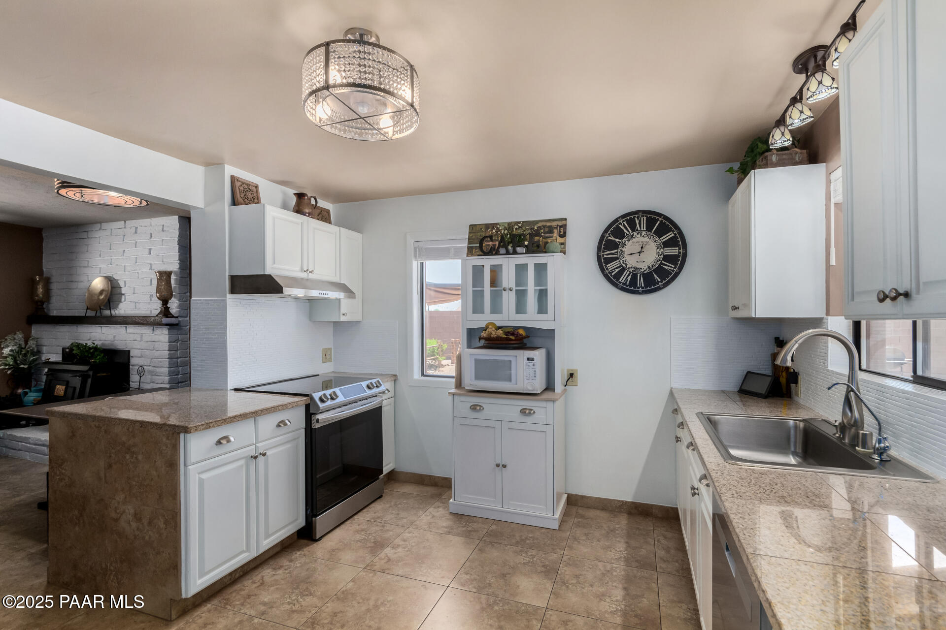 New River, Arizona 85087, United States, 2 Bedrooms Bedrooms, ,2 BathroomsBathrooms,Residential,Pending,159812