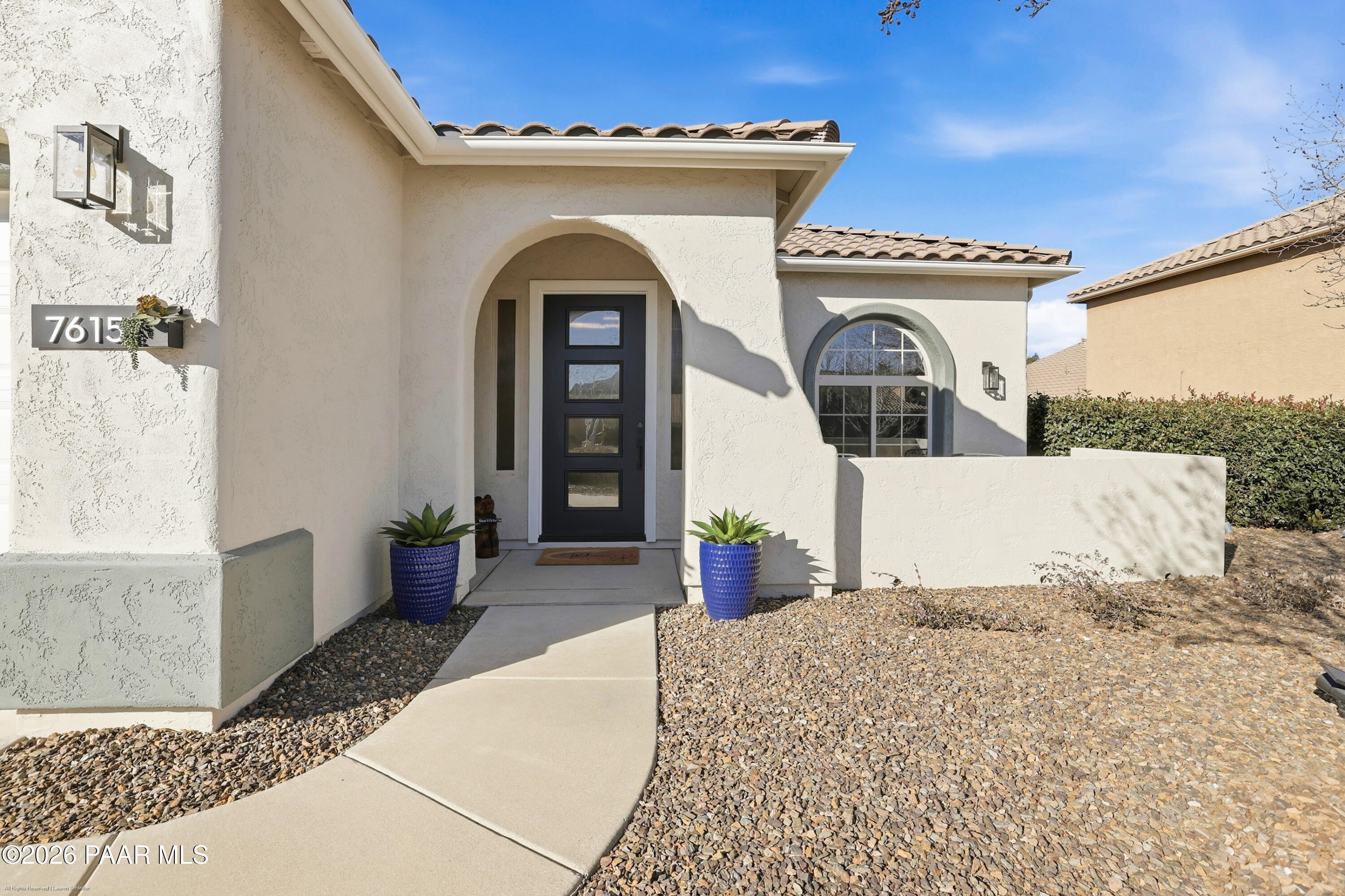 7615 E Trader'S Trail