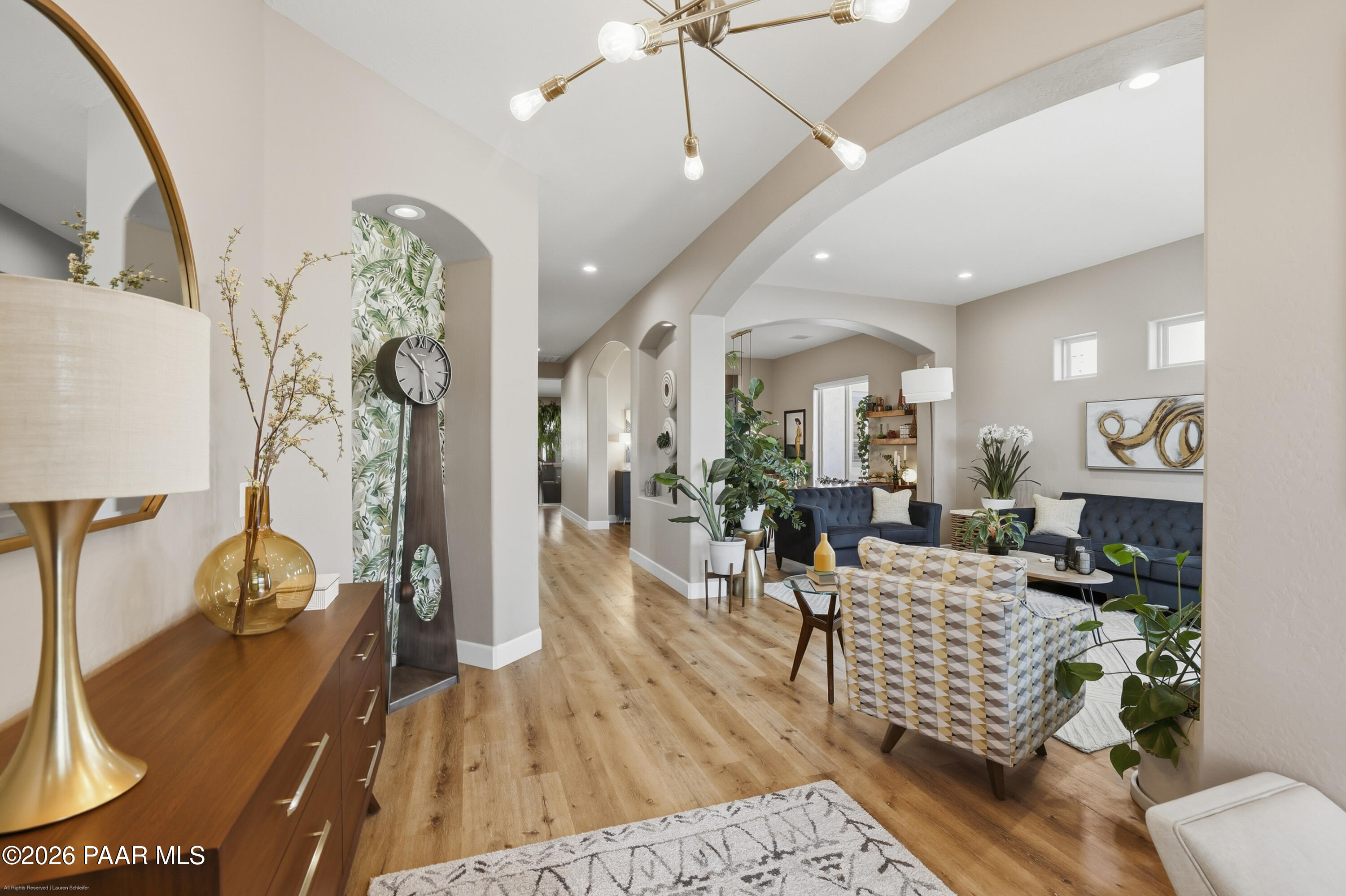 7615 E Trader'S Trail