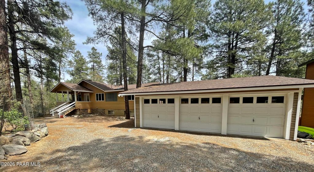 Photo of 3483 S Pinehurst Drive, Prescott, AZ 86303 (MLS # 1081059)