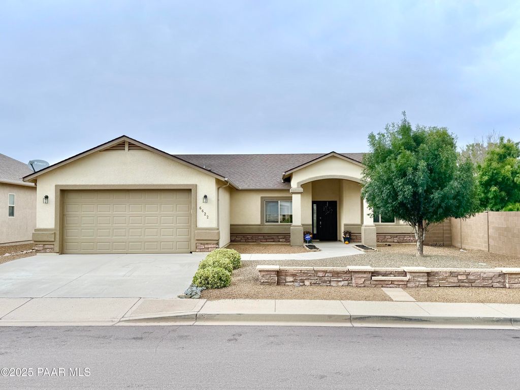 Photo of 6622 E Farmstead Road, Prescott Valley, AZ 86314 (MLS # 1082082)