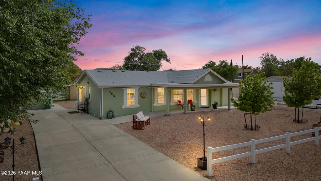 Photo of 8939 E Cheryl Drive, Prescott Valley, AZ 86314 (MLS # 1081839)