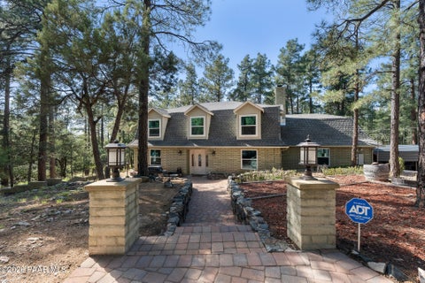 Photo of 4650 S Spur Lane, Prescott, AZ 86303 (MLS # 1085268)