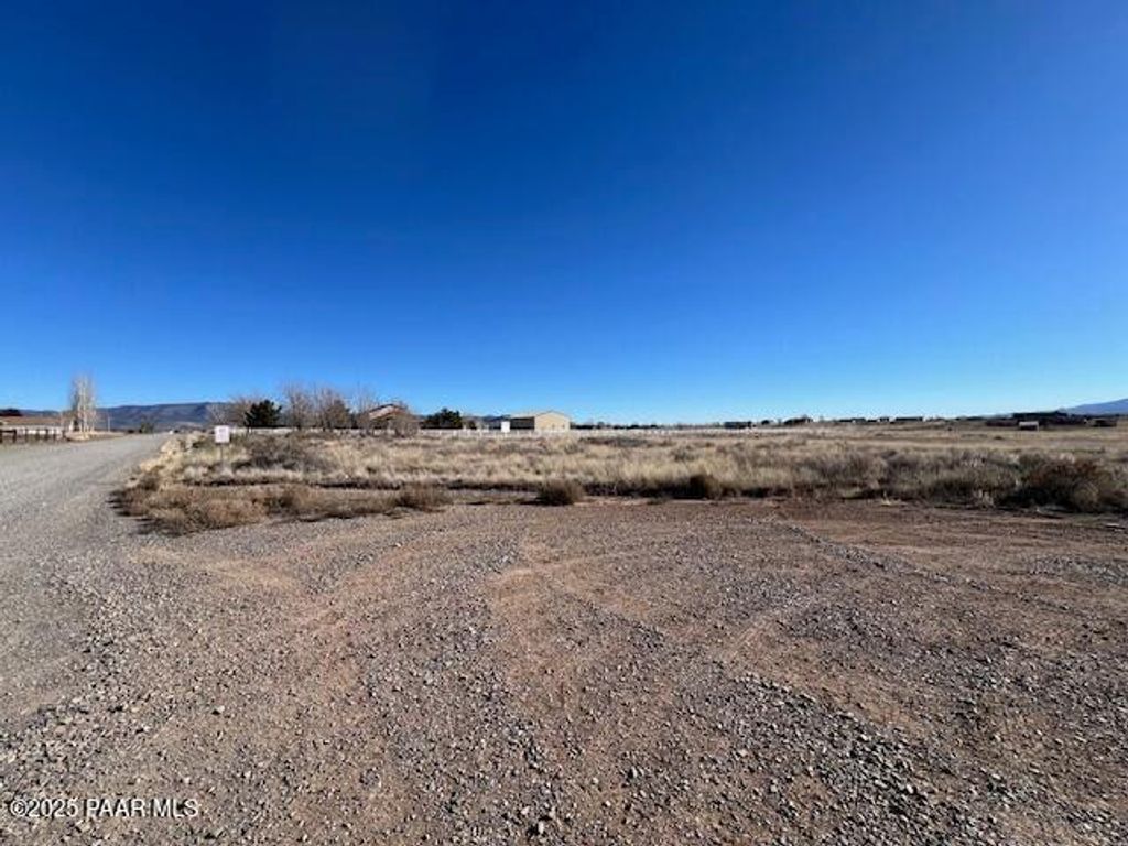 Photo of 11085 N Antelope Meadows Drive, Prescott Valley, AZ 86315 (MLS # 1078322)