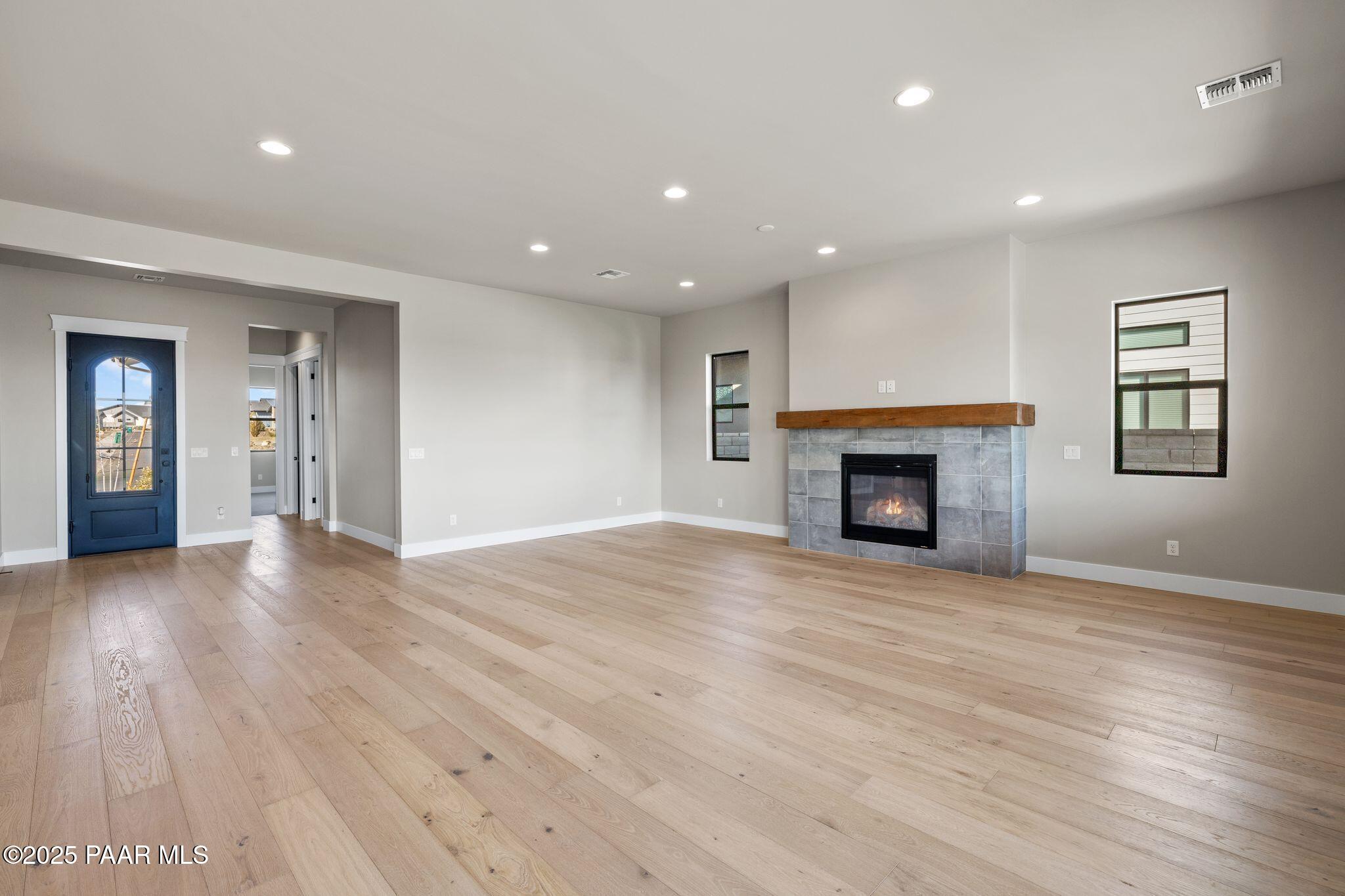 4651 N Justin Drive