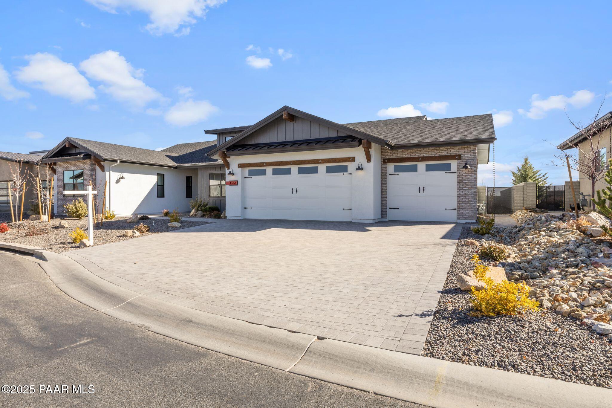 4651 N Justin Drive