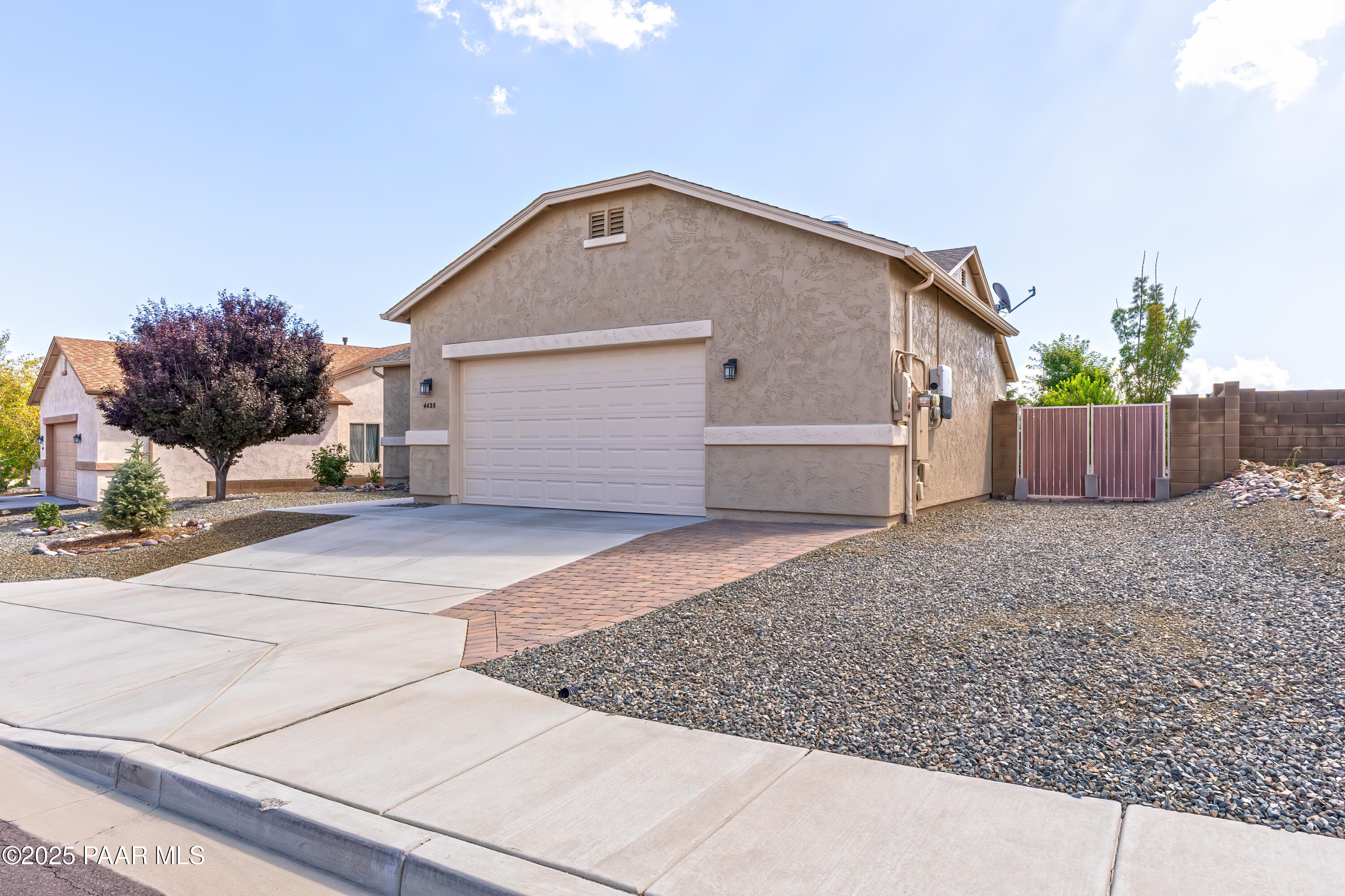 4435 N Dryden Street