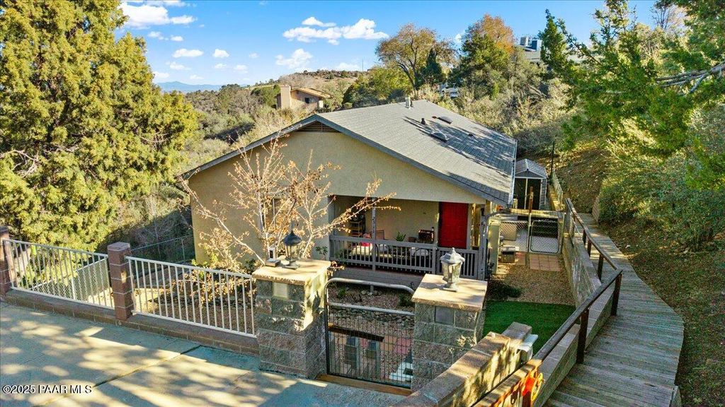 Photo of 2311 Sandia Drive, Prescott, AZ 86301 (MLS # 1078271)