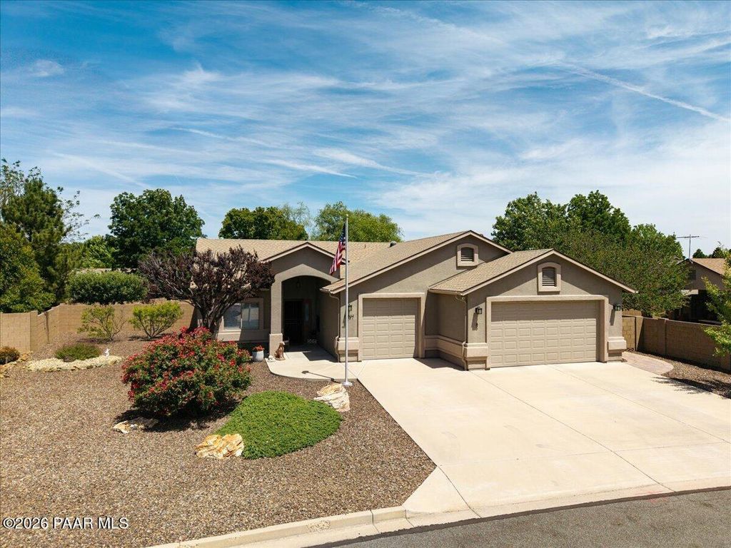 Photo of 5797 N Gallery Lane, Prescott Valley, AZ 86314 (MLS # 1082179)