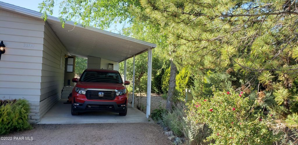 Photo of 10330 Manzanita Trail, Dewey-Humboldt, AZ 86327 (MLS # 1079057)