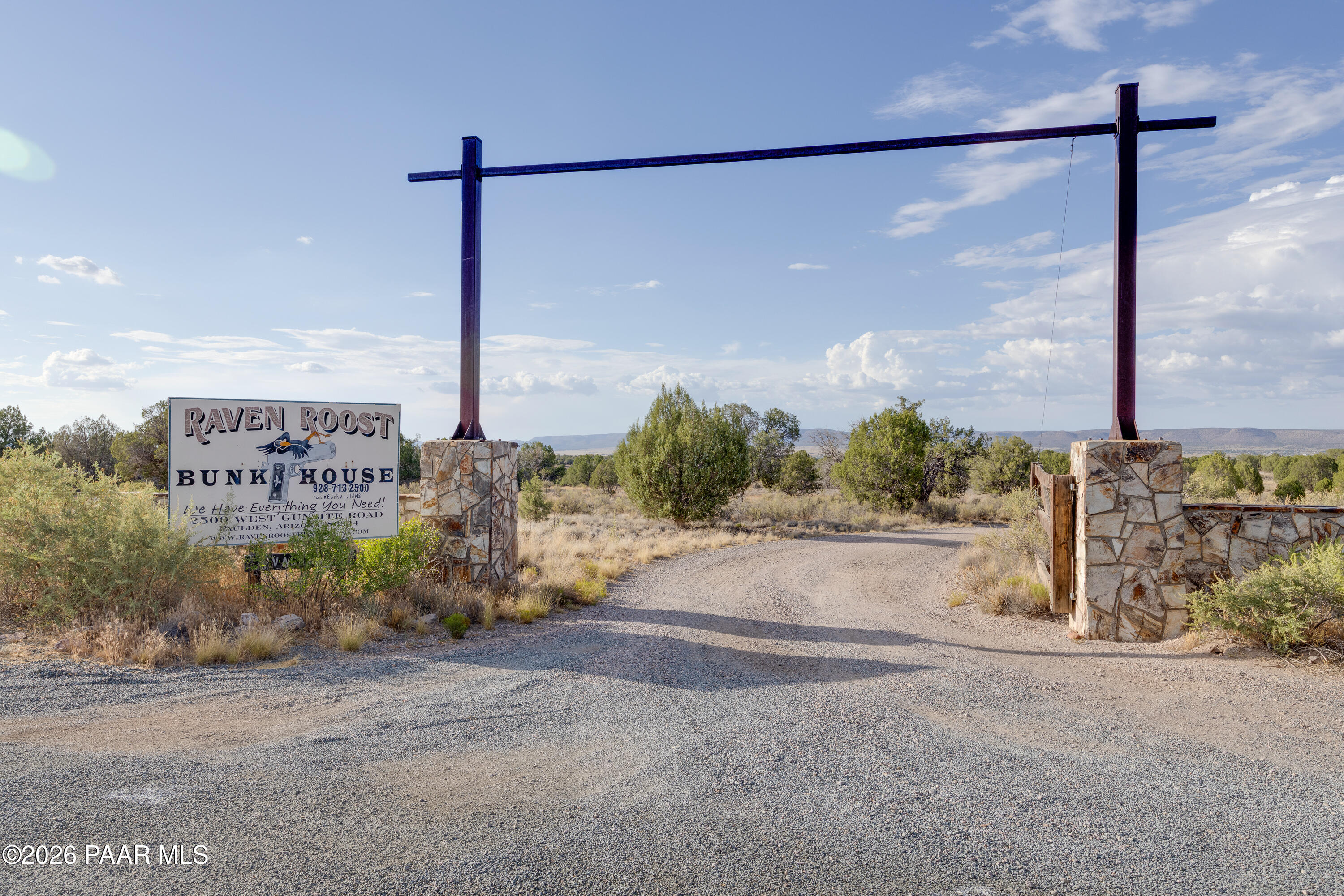 2500 W Gunsite Road