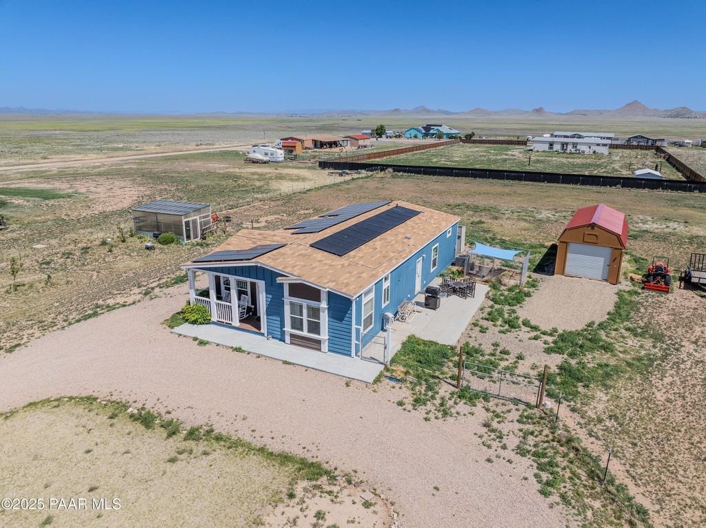 Photo of 7320 E Penny Lane, Prescott Valley, AZ 86315 (MLS # 1077415)