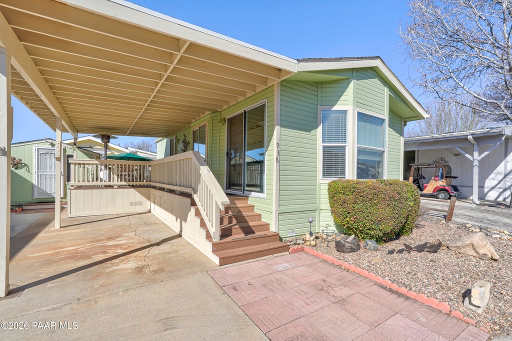 Photo of 938 N Mesquite Tree Drive, Dewey-Humboldt, AZ 86327 (MLS # 1080282)