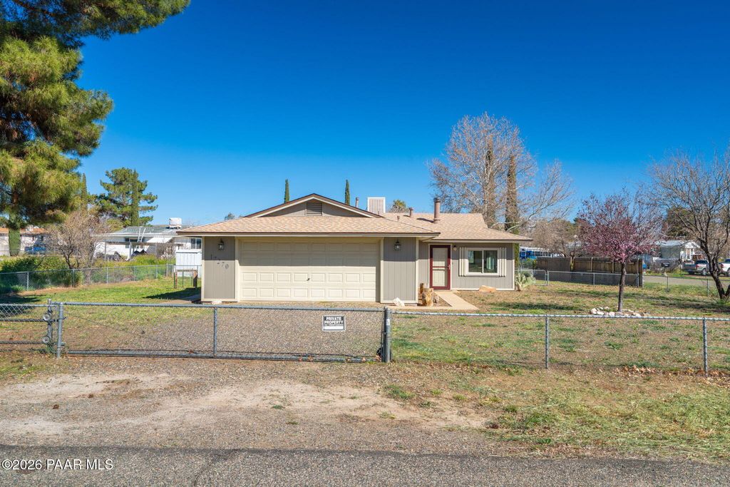 Photo of 17270 E Peach Tree Road, Mayer, AZ 86333 (MLS # 1080030)
