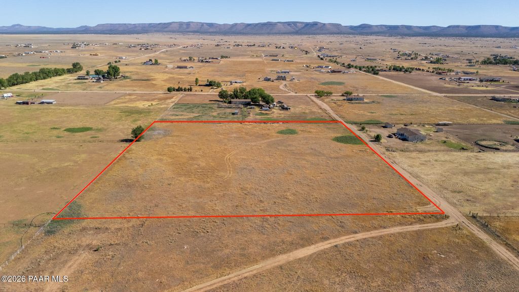 Photo of 25750 N Trinity Ranch Road, Paulden, AZ 86334 (MLS # 1082494)