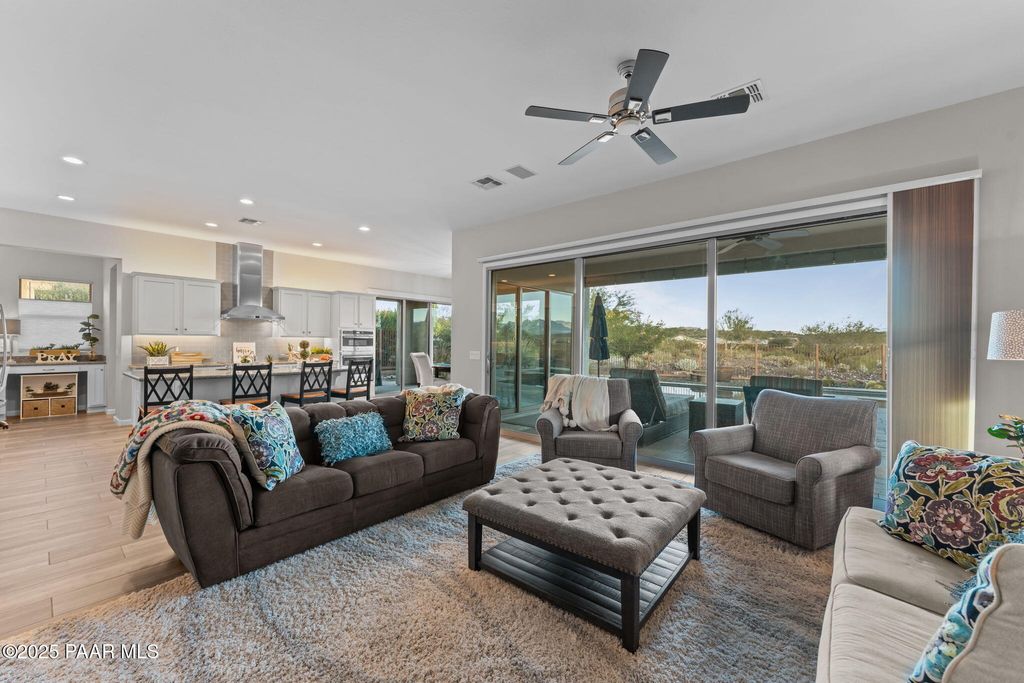 Photo of 3360 Rising Sun Ridge Rdg, Wickenburg, AZ 85390 (MLS # 1078116)