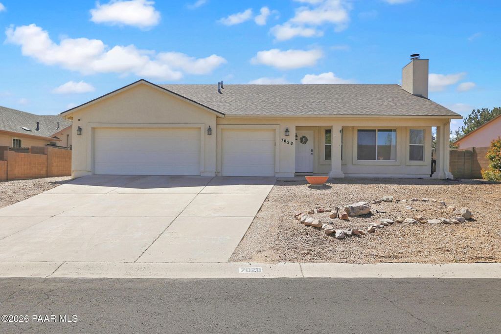 Photo of 7028 E Horizon Way, Prescott Valley, AZ 86315 (MLS # 1081079)