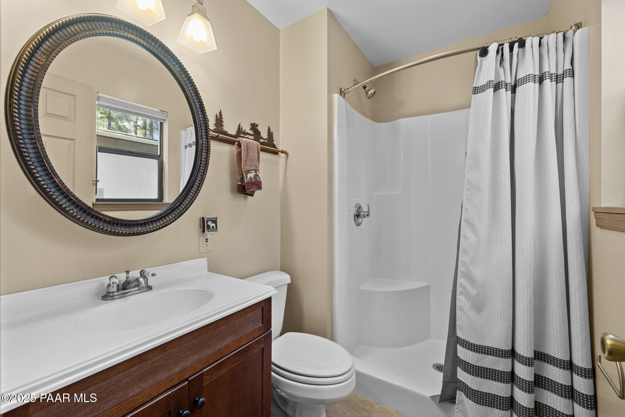 1325 E Jaguar Lane
