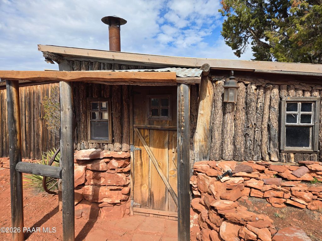 Photo of 38125 N Snake Road, Ash Fork, AZ 86320 (MLS # 1079697)