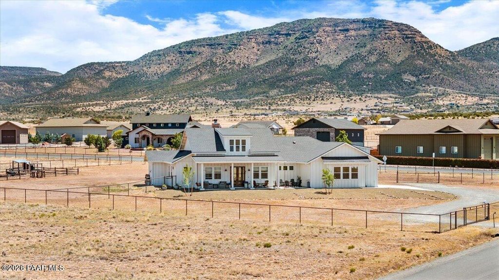 Photo of 12642 E Bareback Road, Prescott Valley, AZ 86315 (MLS # 1082415)