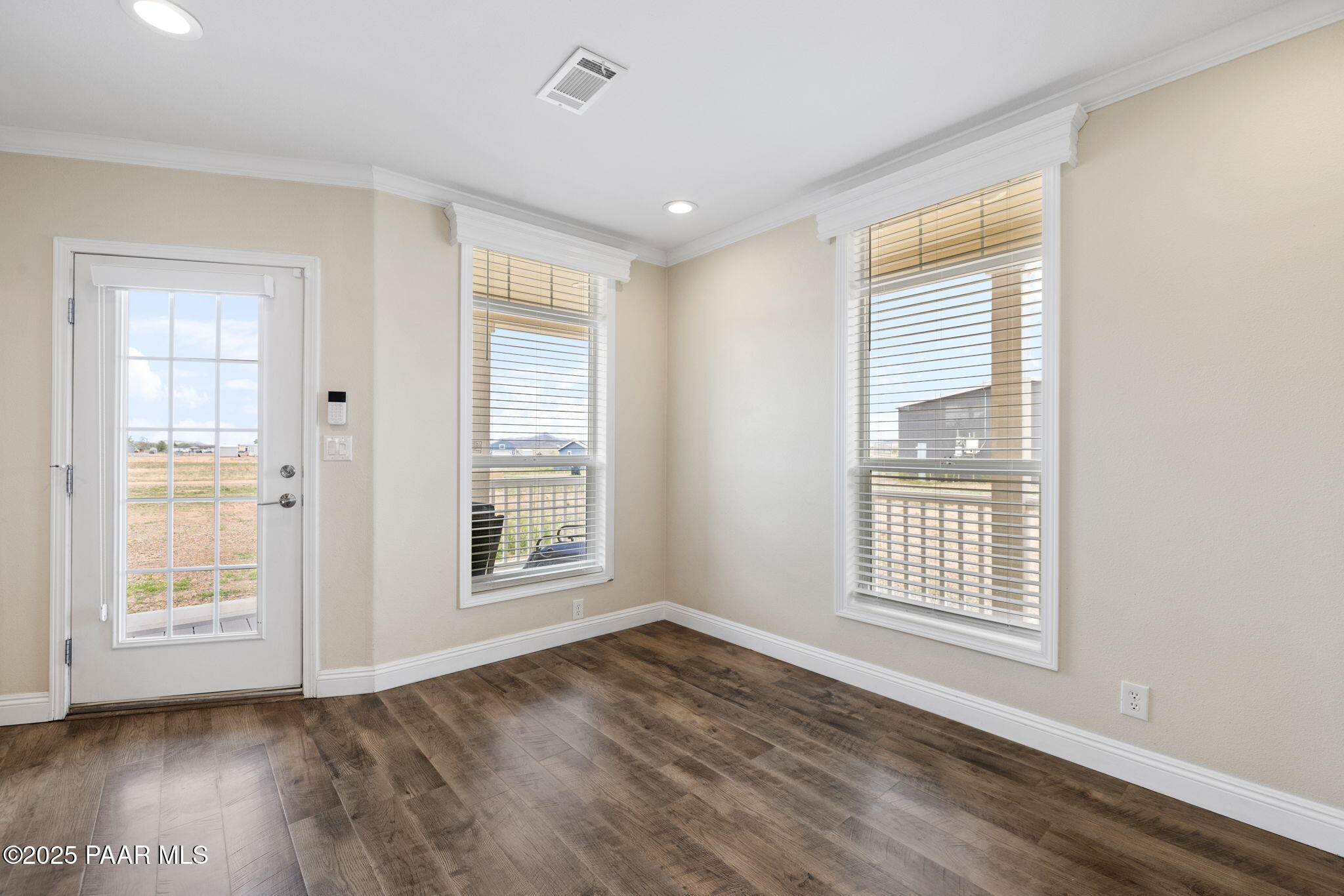 1617 Bradshaw Avenue