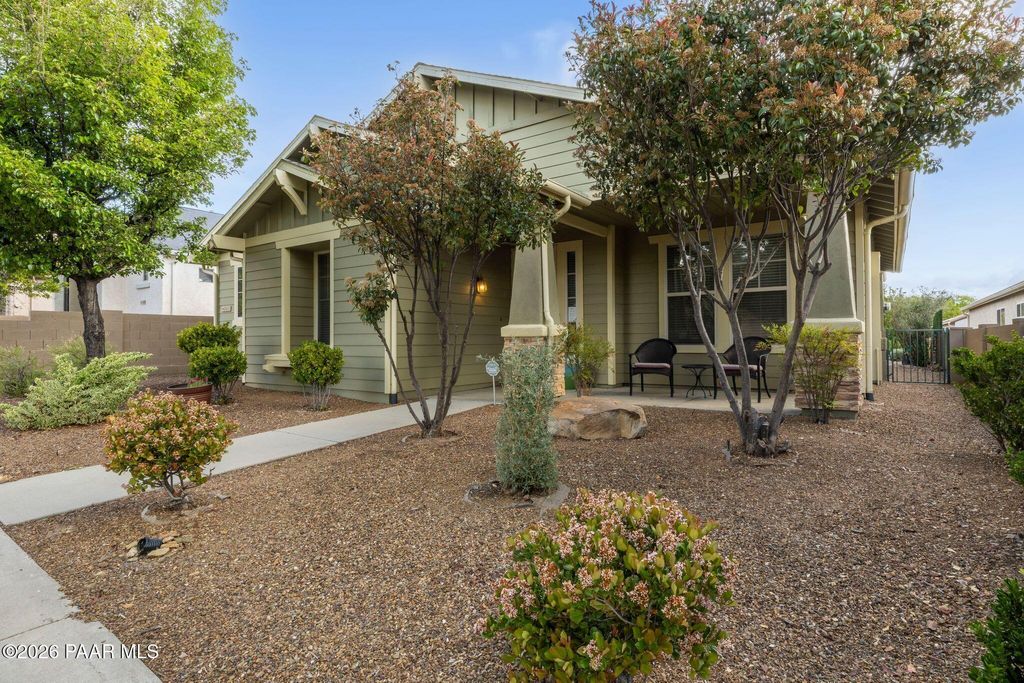 Photo of 1011 N Cloud Cliff Pass Pass, Prescott Valley, AZ 86314 (MLS # 1081778)