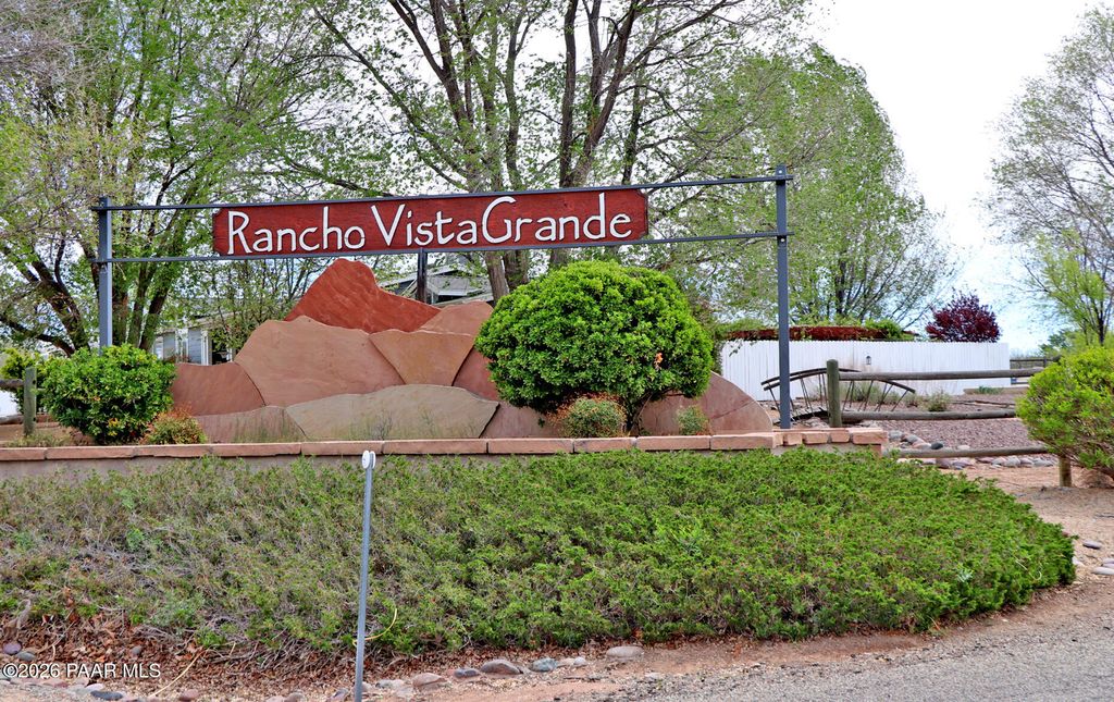 Photo of 724 Sycamore Lane, Chino Valley, AZ 86323 (MLS # 1080851)