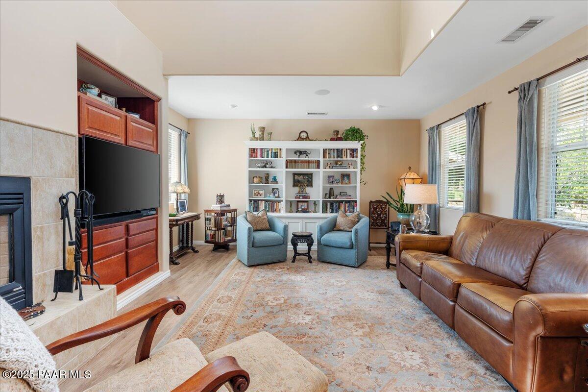 7152 E Encampment Drive