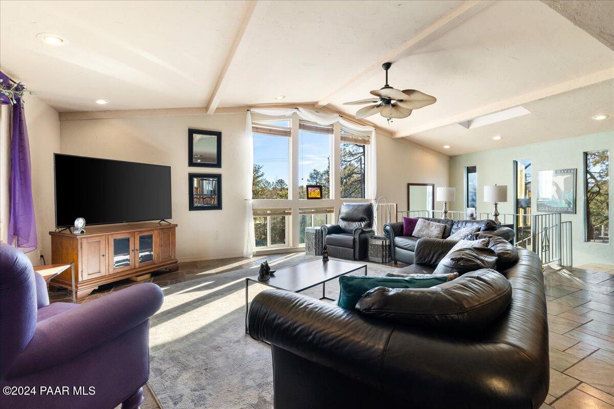 1568 W Thumb Butte Road
