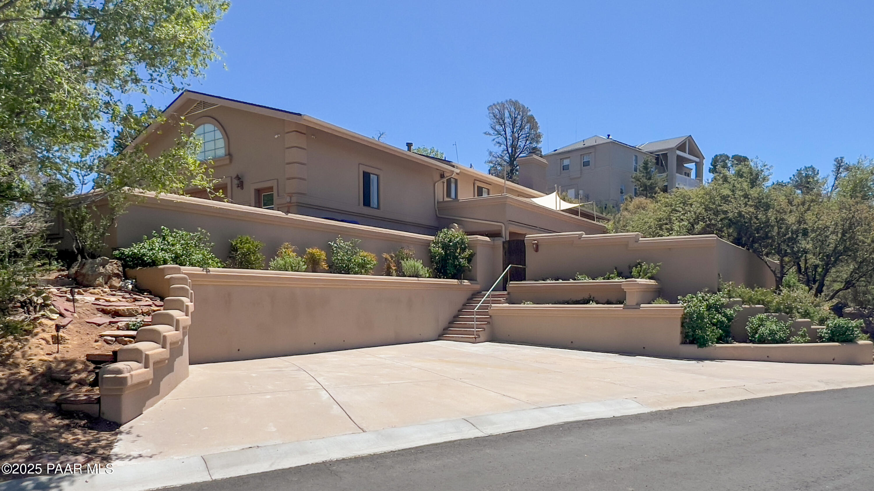 941 Custer Lane