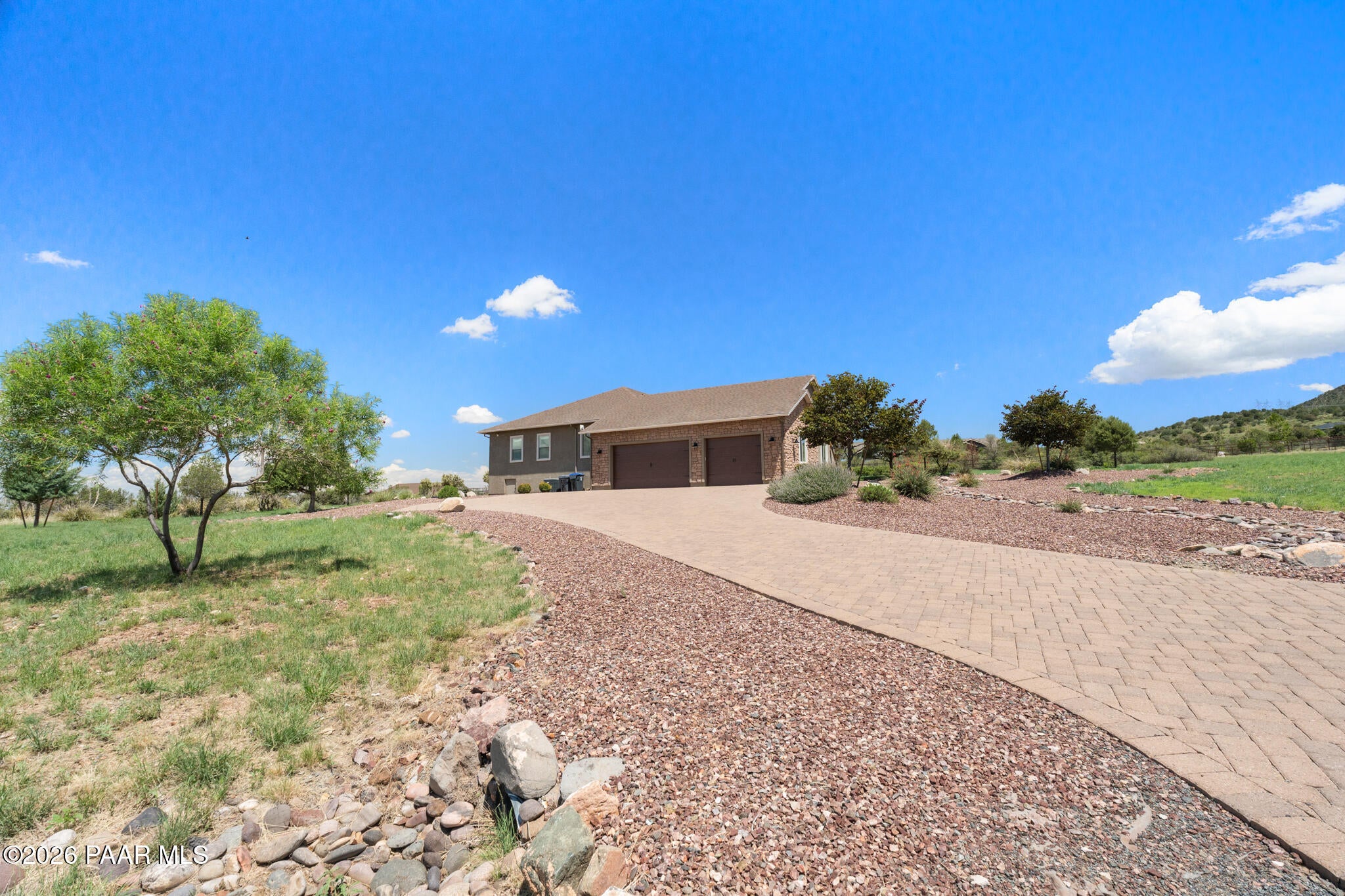 9875 N Legend Hills Road