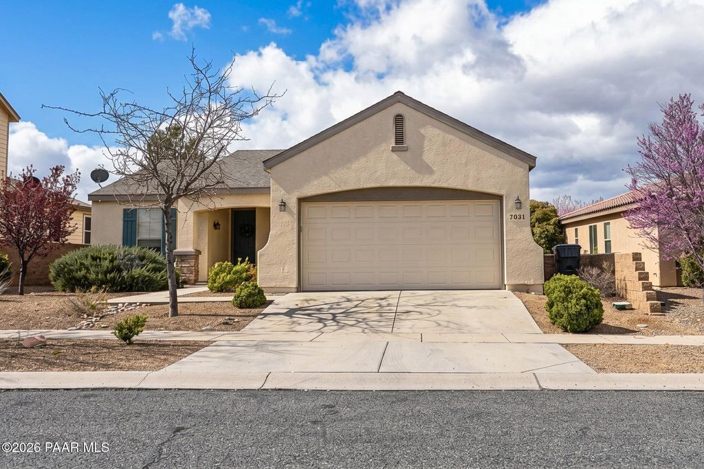 Photo of 7031 Lynx Wagon Road, Prescott Valley, AZ 86314 (MLS # 1081707)