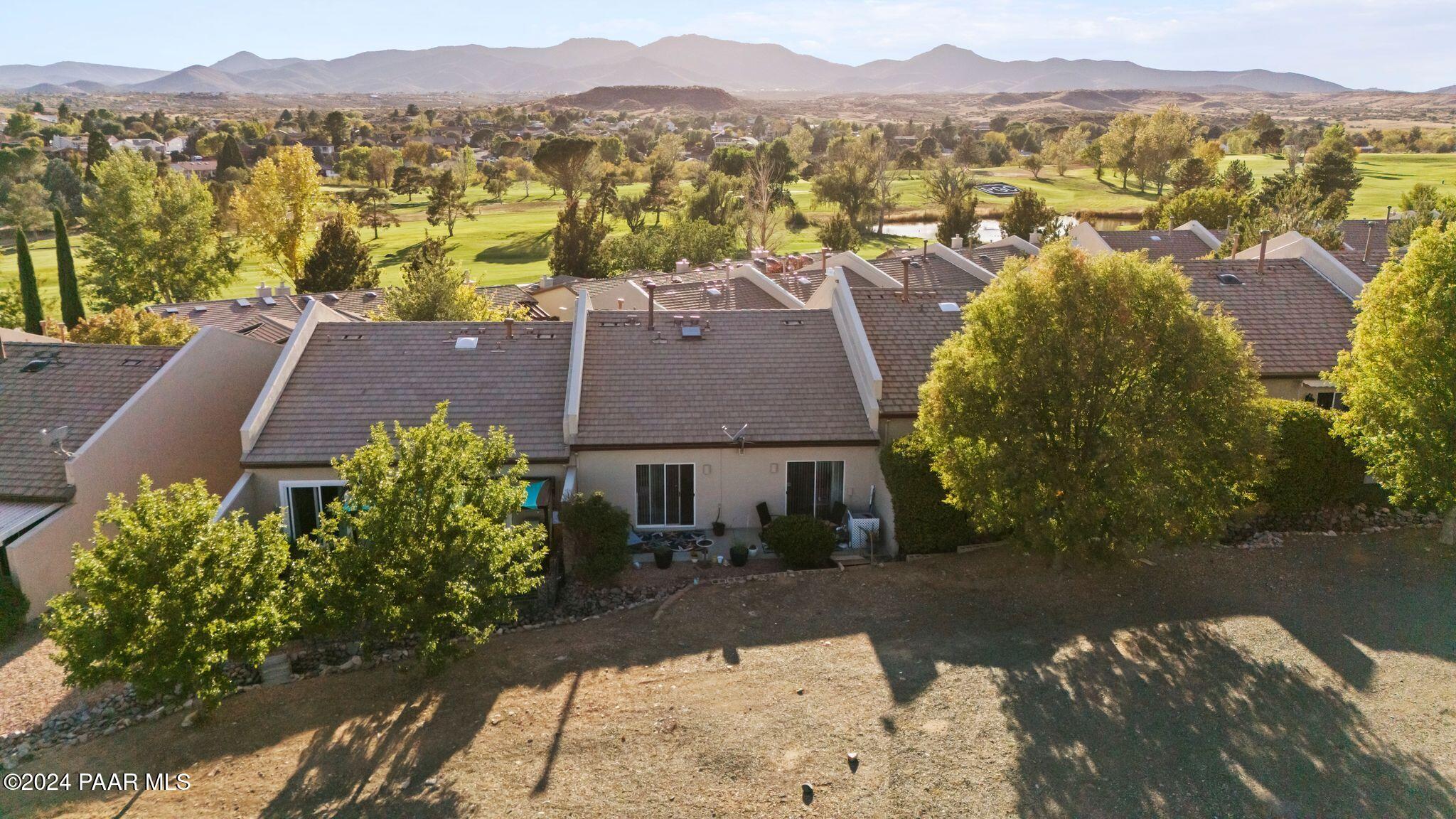 983 N Rolling Green Road