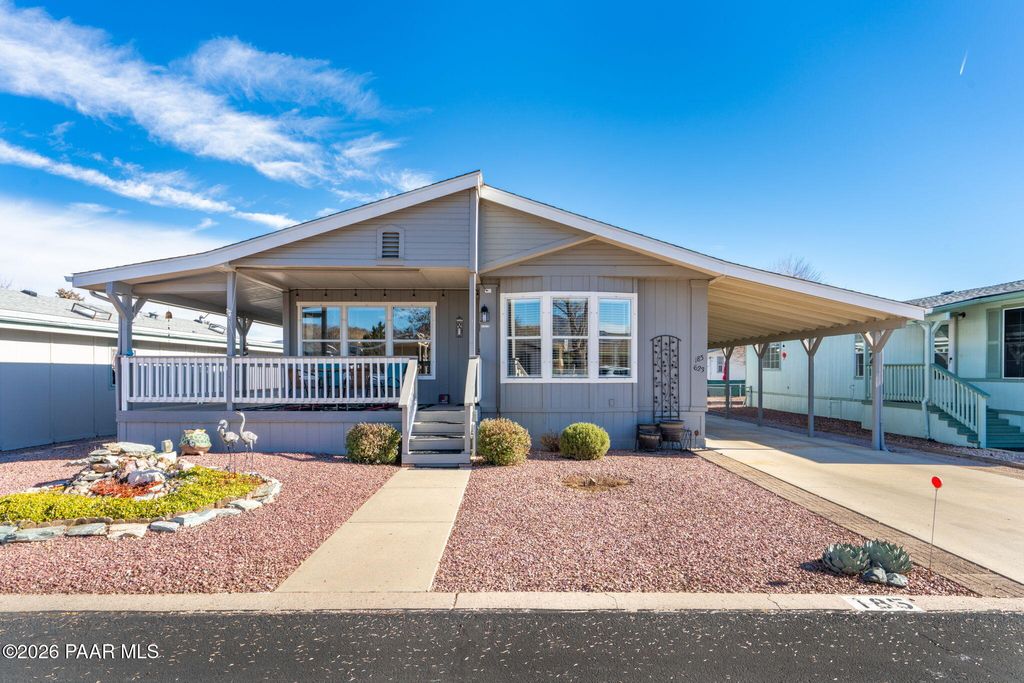 Photo of 623 N Mesquite Tree Drive, Dewey-Humboldt, AZ 86327 (MLS # 1079709)