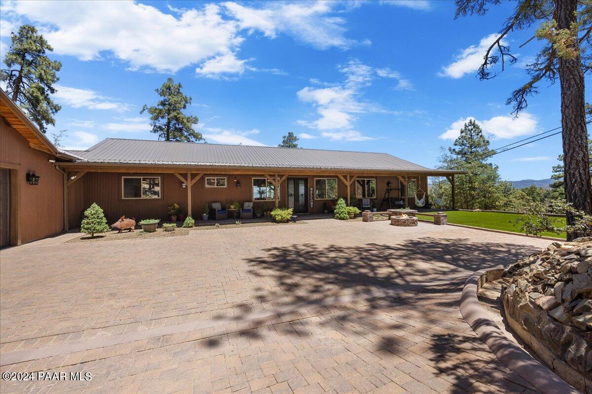 2750 W Vista Pines Trail