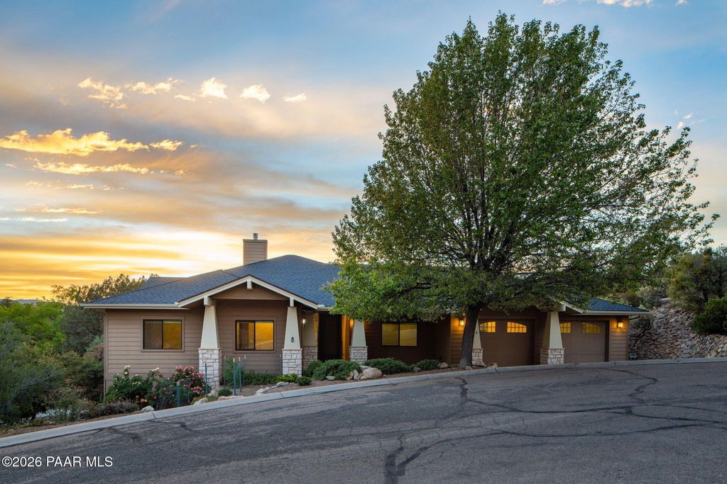 Photo of 518 Quail Hollow Drive, Prescott, AZ 86303 (MLS # 1081083)