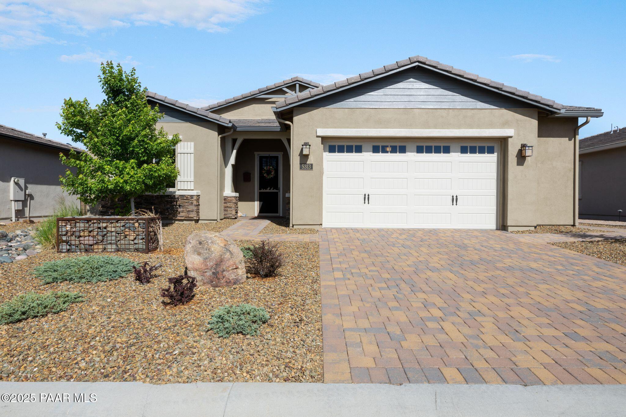 5313 Autumn Leaf Lane