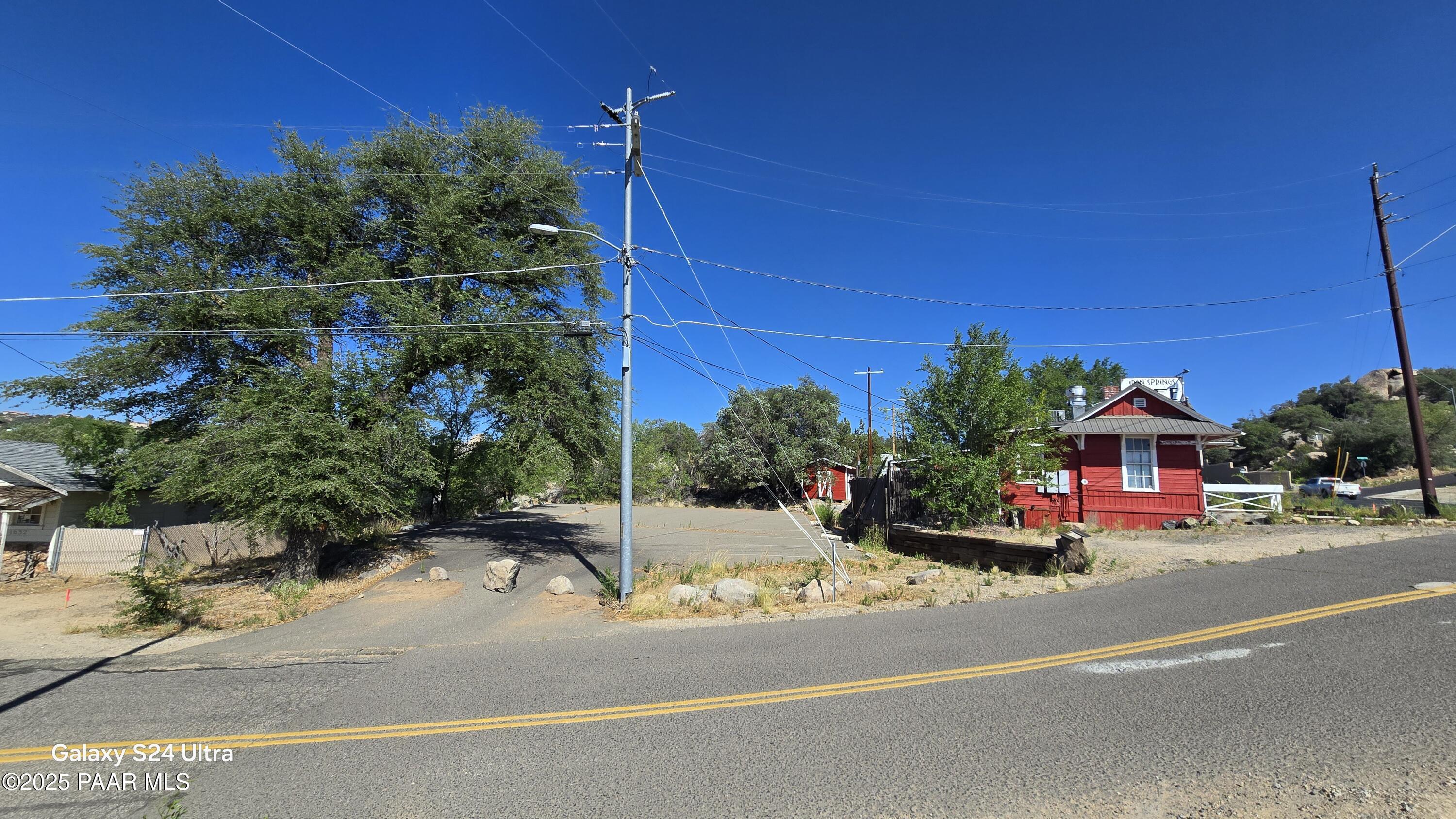 1501 W Iron Springs Road