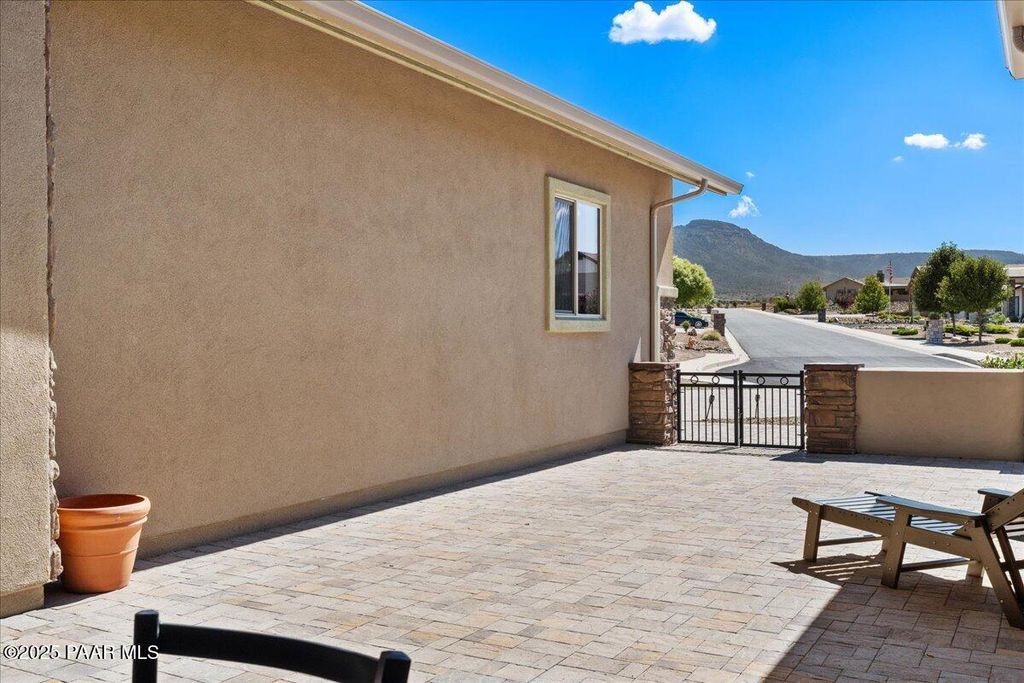 Photo of 8918 N Kaylee Way, Prescott Valley, AZ 86315 (MLS # 1078948)