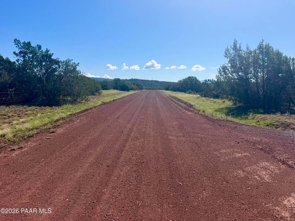 Photo of 1169 W Moonglow Drive, Williams, AZ 86046 (MLS # 1084657)